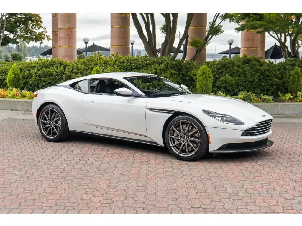 2019 DB11 V8 Coupe main vehicle image