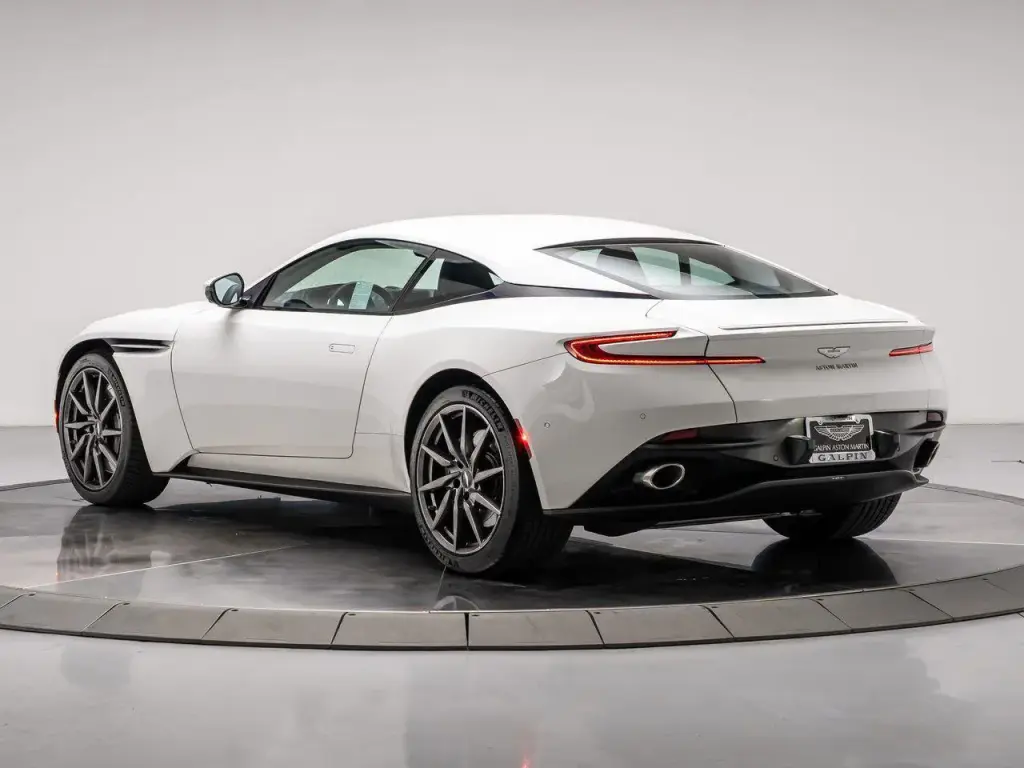 2019 DB11 V8 Coupe thumbnail vehicle image 1