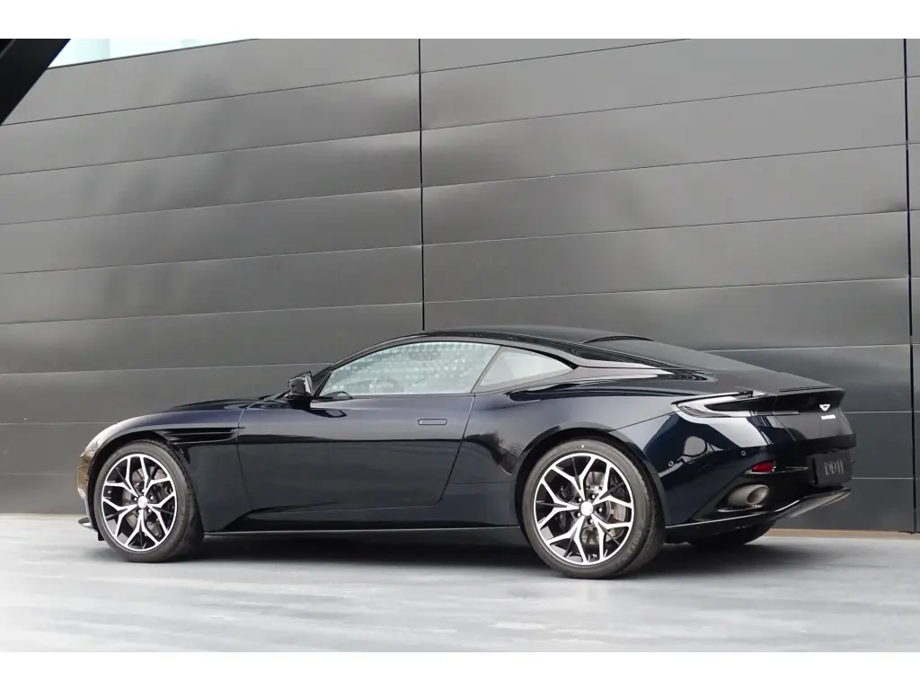 2019 DB11 V8 Coupe thumbnail vehicle image 1