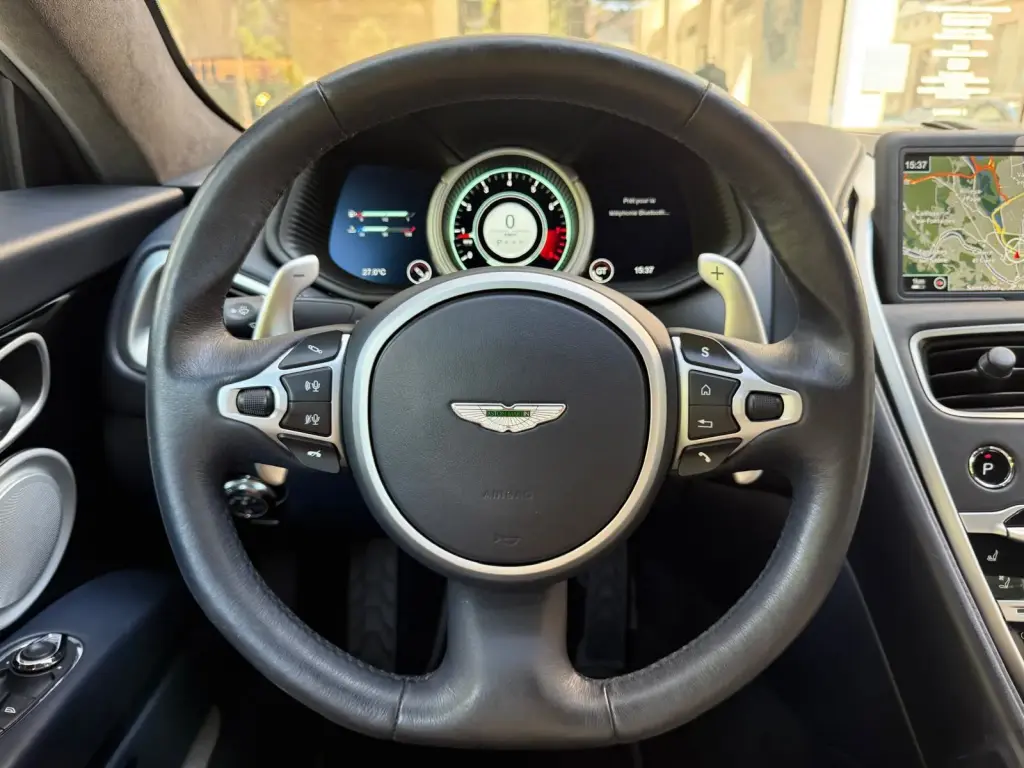 Aston Martin DB11 V8 Coupe 4.0 - 2019 - Joinsteer - #35