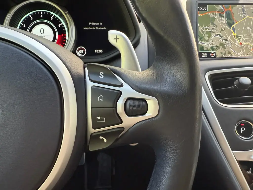 Aston Martin DB11 V8 Coupe 4.0 - 2019 - Joinsteer - #23