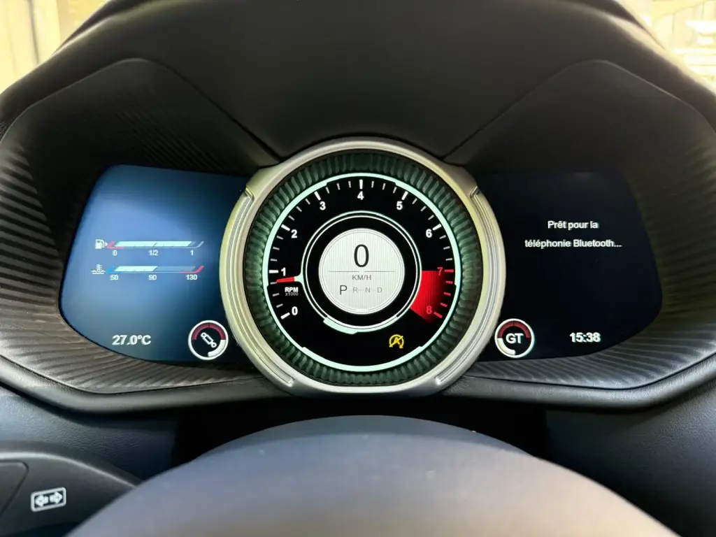 Aston Martin DB11 V8 Coupe 4.0 -  - Joinsteer - #5