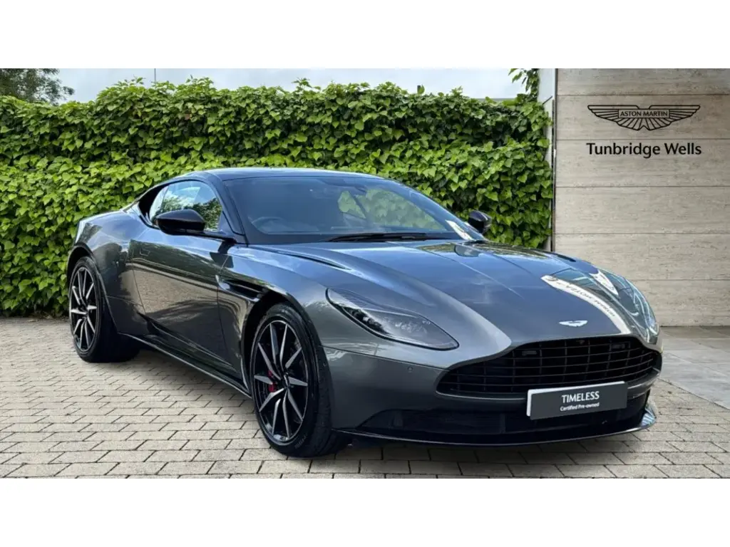 アストンマーティン DB11
