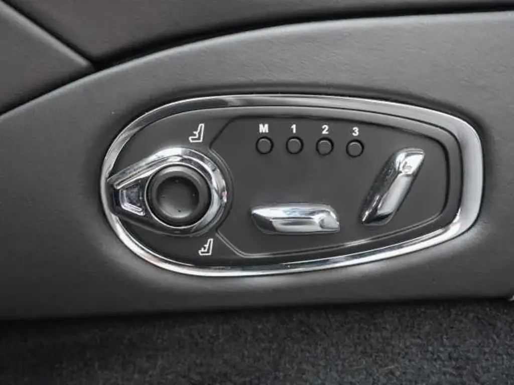 Aston Martin DB11 V8 Coupe 4.0 - 2020 - Joinsteer - #22