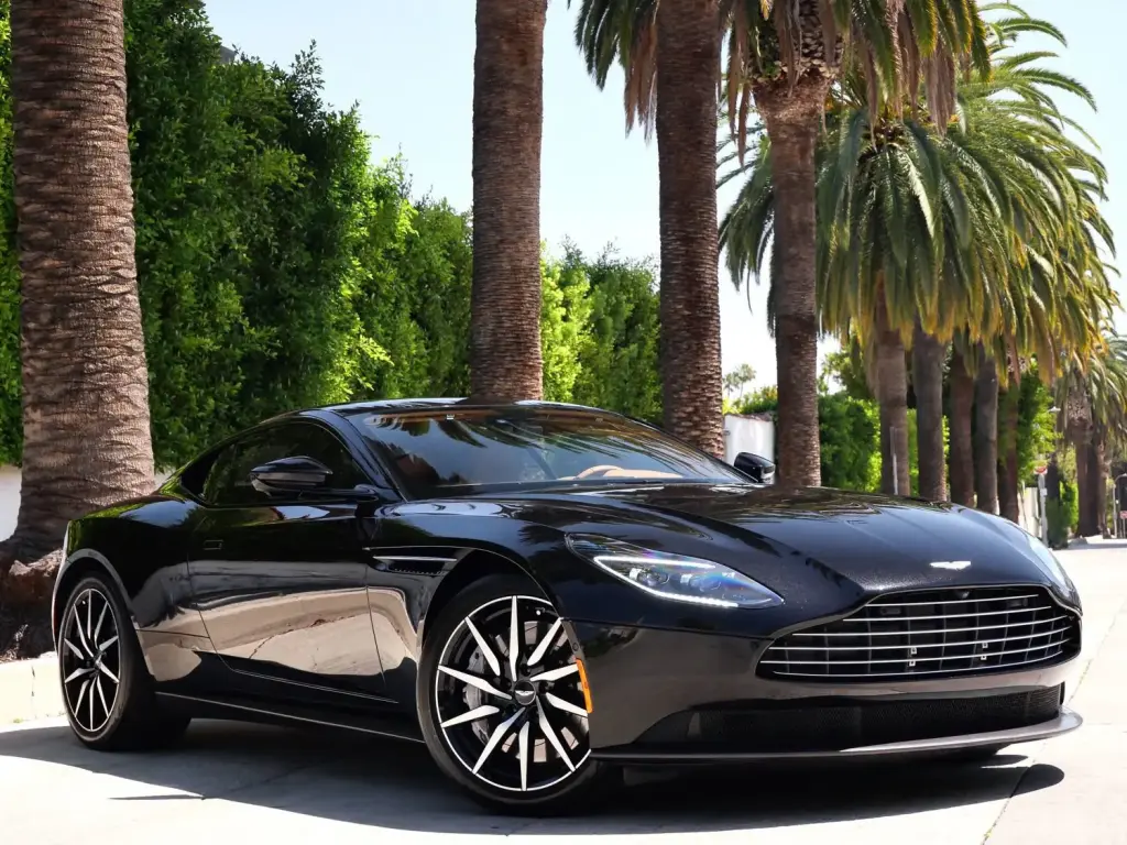 2020 DB11 V8 Coupe main vehicle image