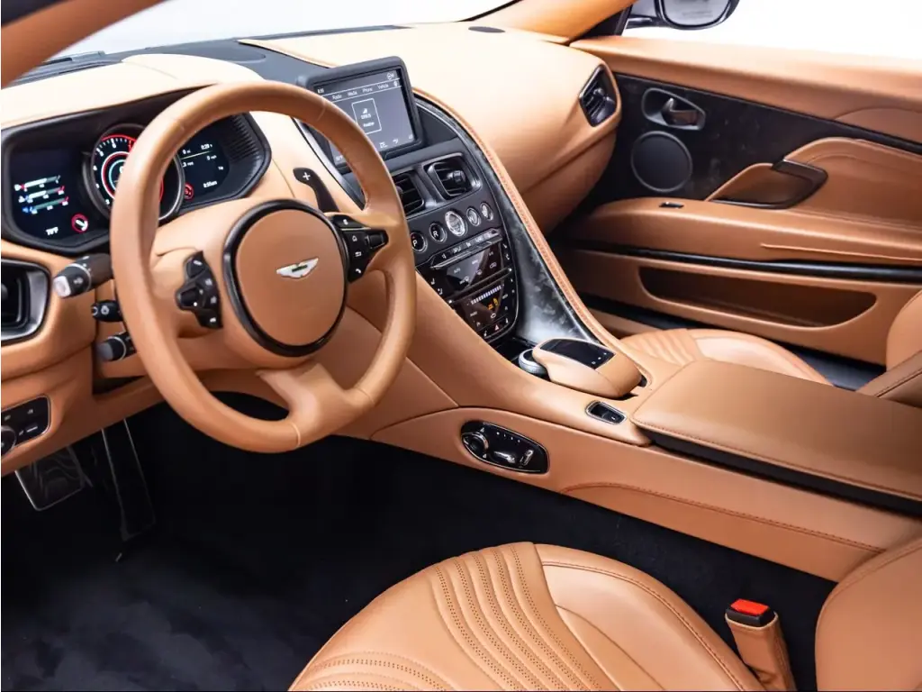 2021 DB11 V8 Coupe thumbnail vehicle image 2