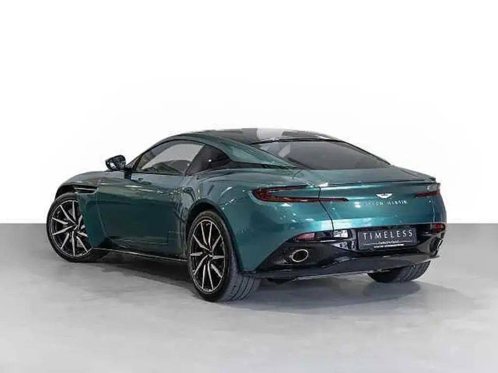 2022 DB11 V8 Coupe thumbnail vehicle image 1