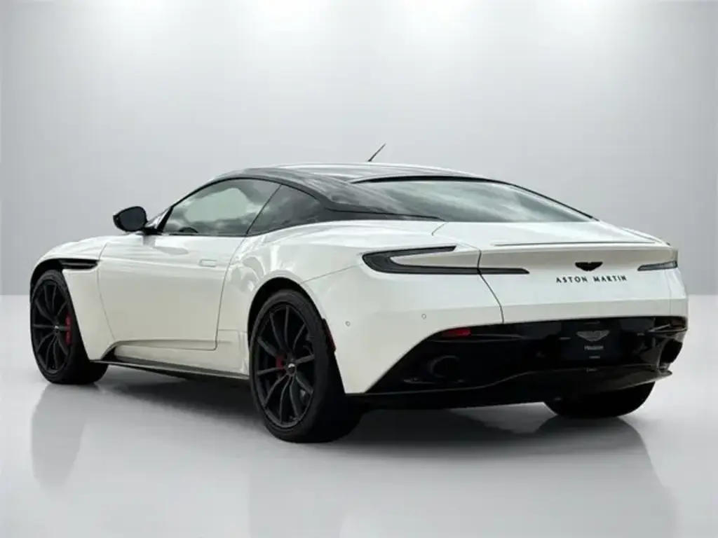 2022 DB11 V8 Coupe thumbnail vehicle image 1
