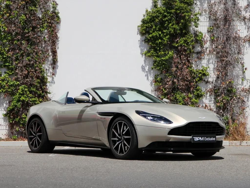 2019 DB11 V8 Volante main vehicle image