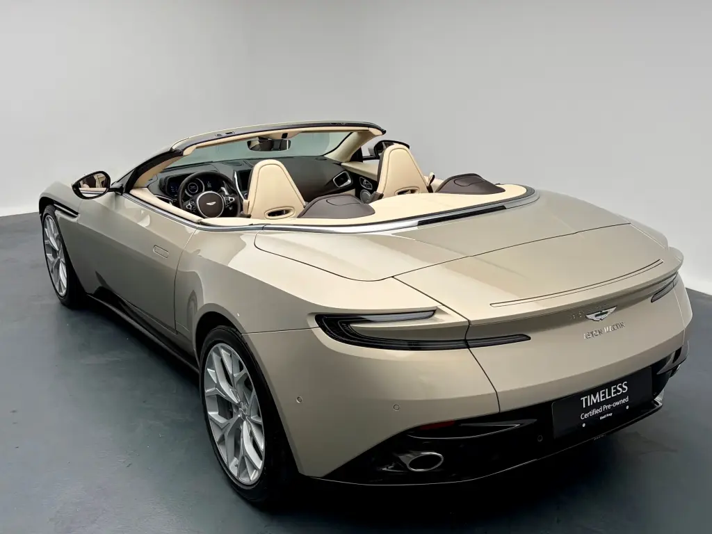 2019 DB11 V8 Volante thumbnail vehicle image 1