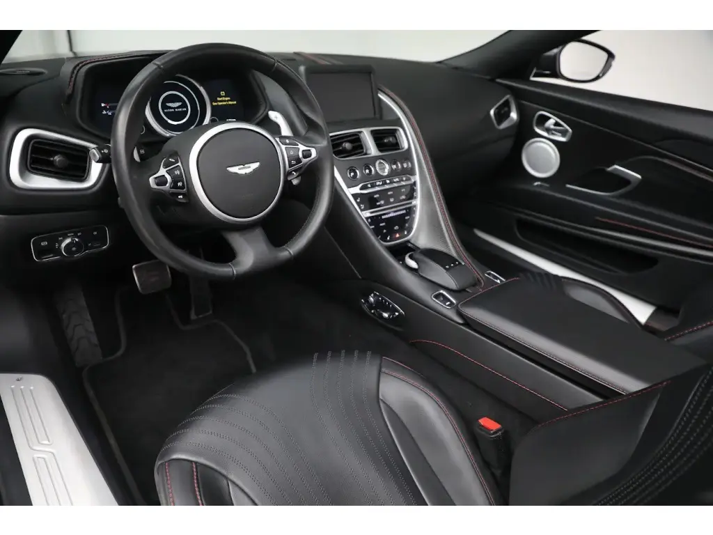 2020 DB11 V8 Volante thumbnail vehicle image 2