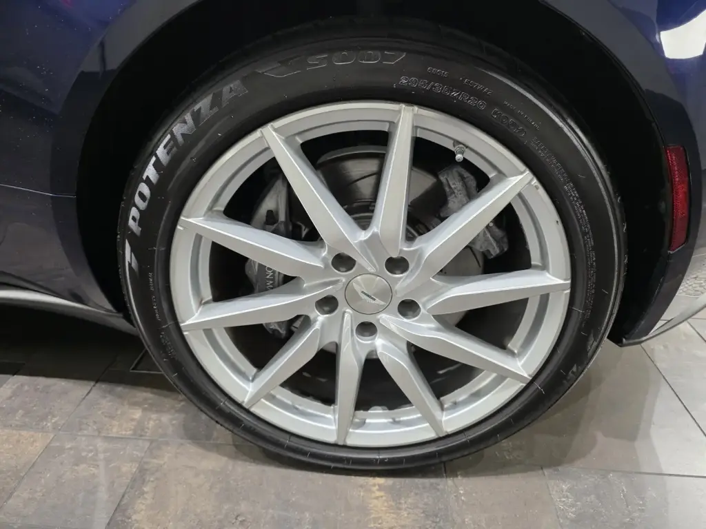 2020 DB11 V8 Volante thumbnail vehicle image 3