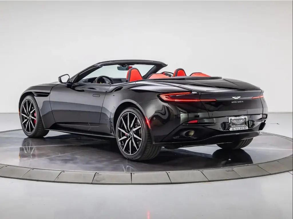 2021 DB11 V8 Volante thumbnail vehicle image 1