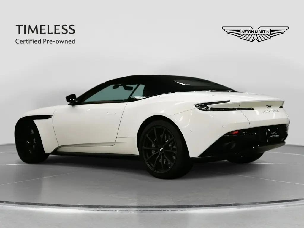 2022 DB11 V8 Volante thumbnail vehicle image 1