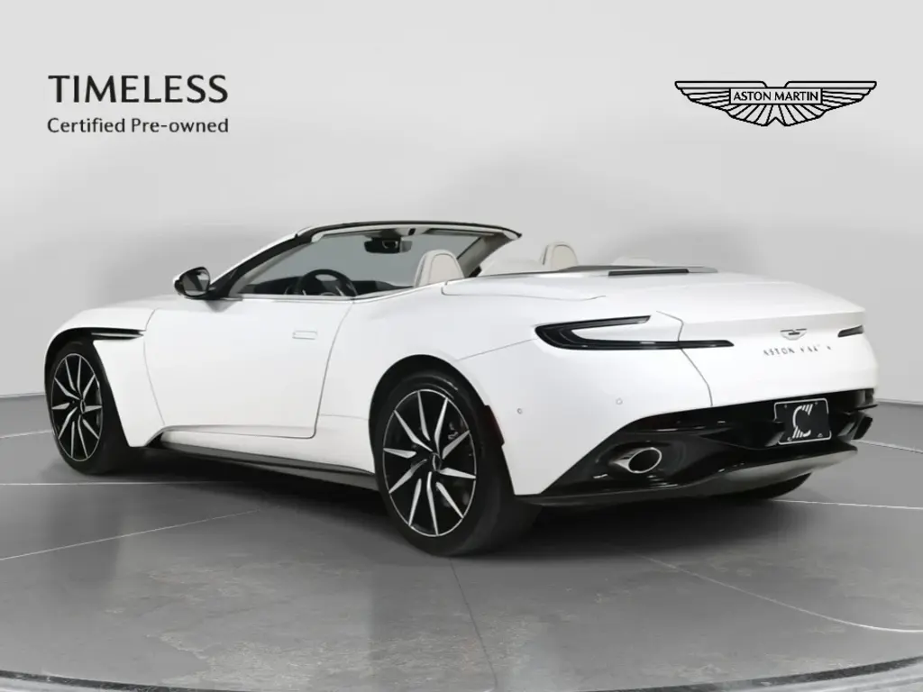 2022 DB11 V8 Volante thumbnail vehicle image 1