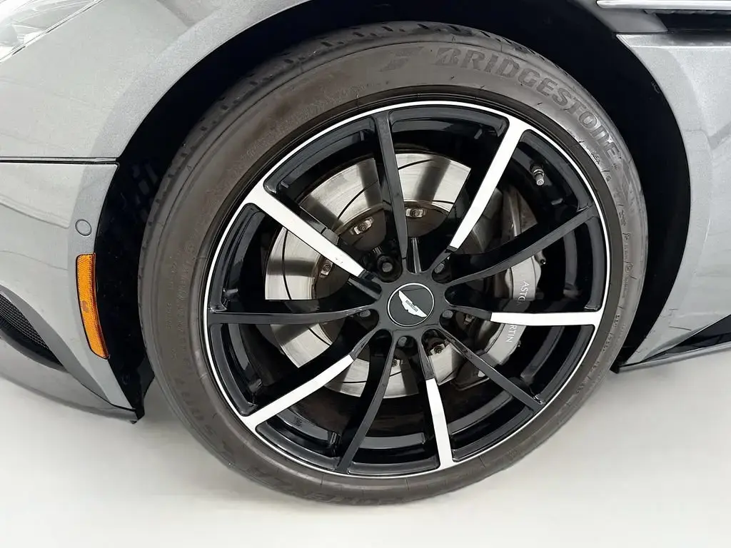 2023 DB11 V8 Volante thumbnail vehicle image 3