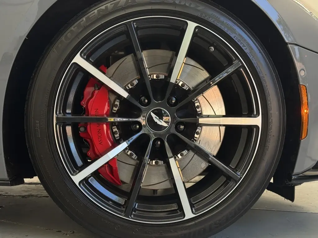 2023 DB11 V8 Volante thumbnail vehicle image 3