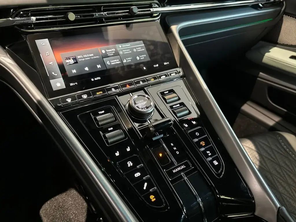 Aston Martin DB12 V8 Coupe 4.0 - 2024 - Joinsteer - #27