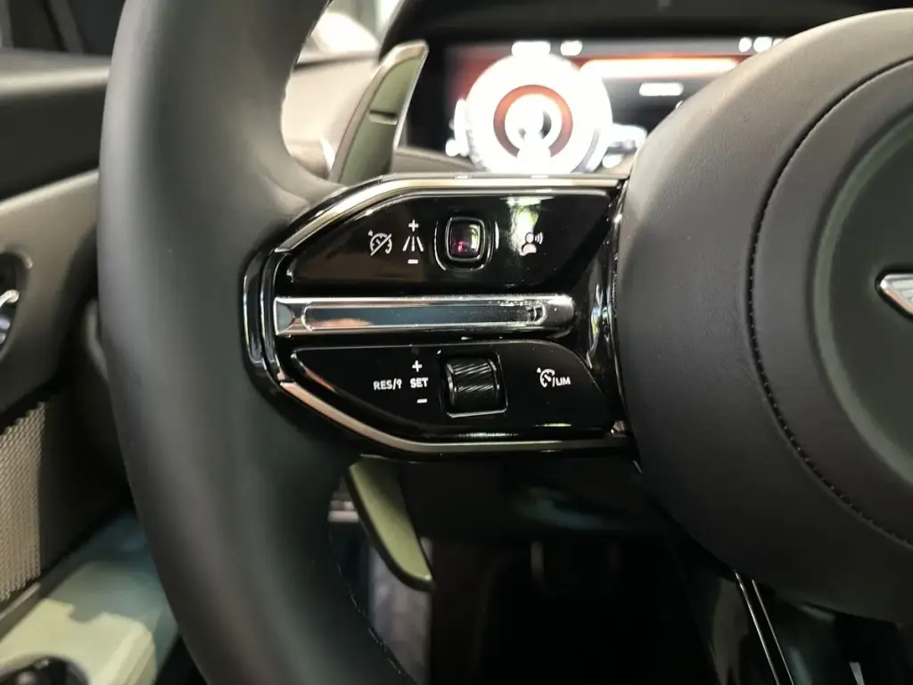 Aston Martin DB12 V8 Coupe 4.0 - 2024 - Joinsteer - #26