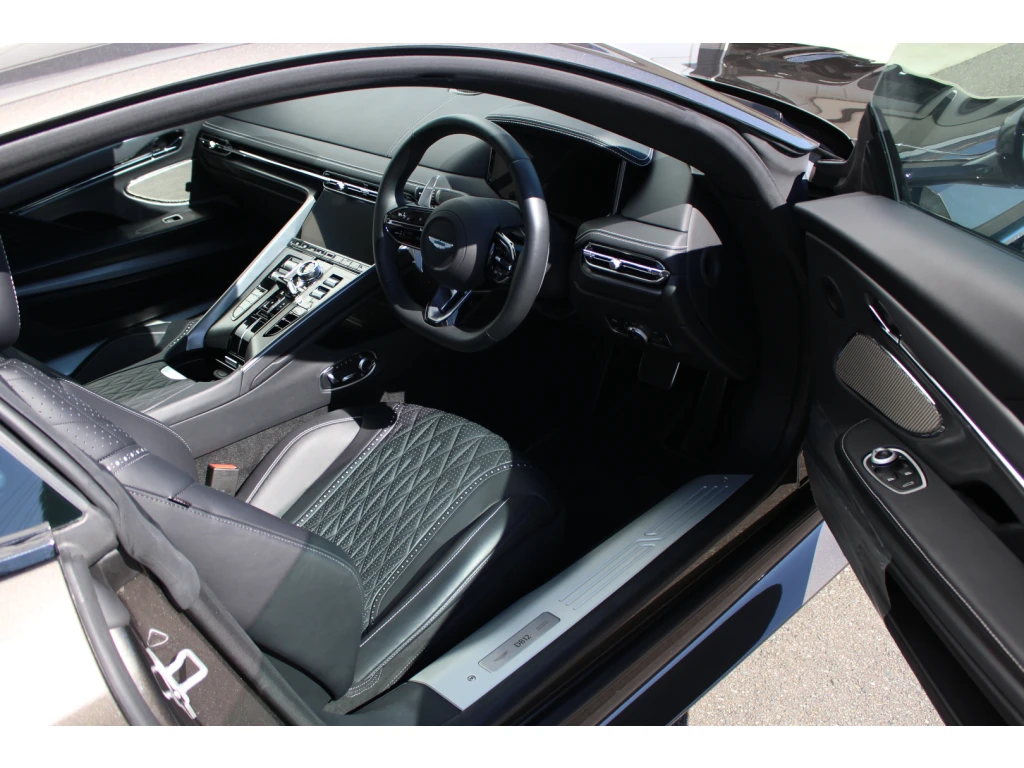 2024 DB12 V8 Coupe thumbnail vehicle image 2