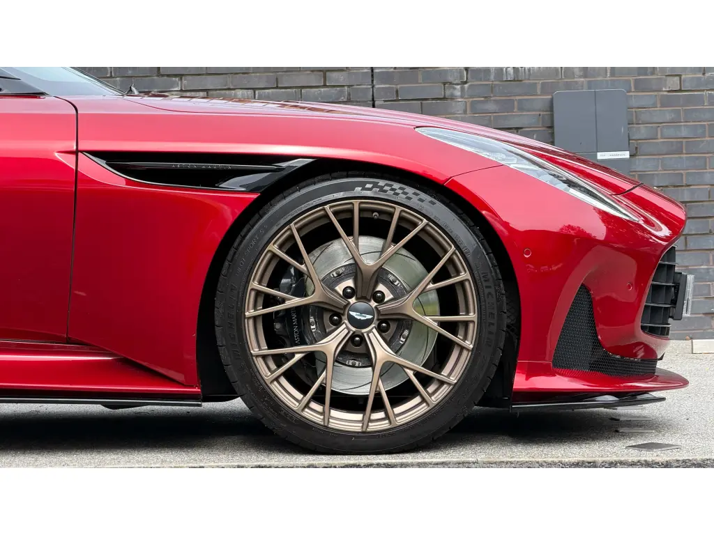 2024 DB12 V8 Coupe thumbnail vehicle image 3