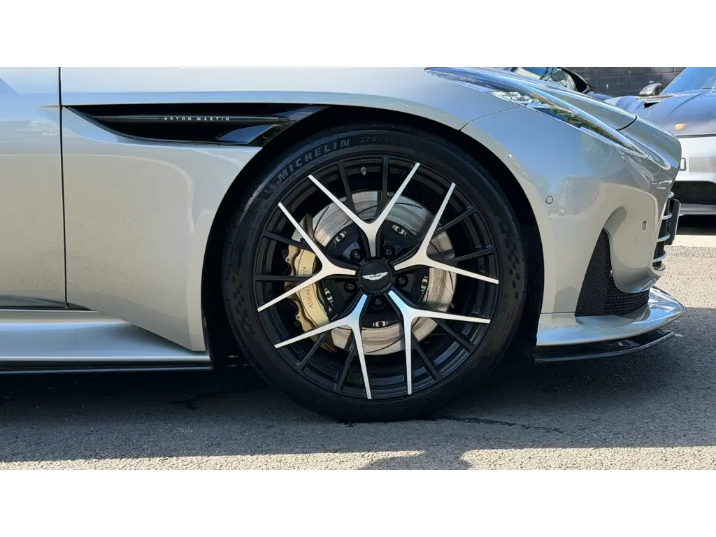 2024 DB12 V8 Coupe thumbnail vehicle image 3