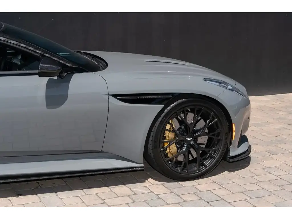 2024 DB12 V8 Coupe thumbnail vehicle image 3