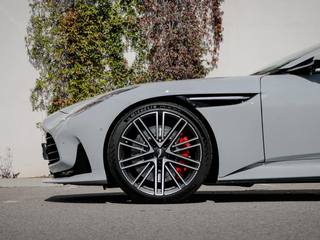 2024 DB12 V8 Coupe thumbnail vehicle image 3