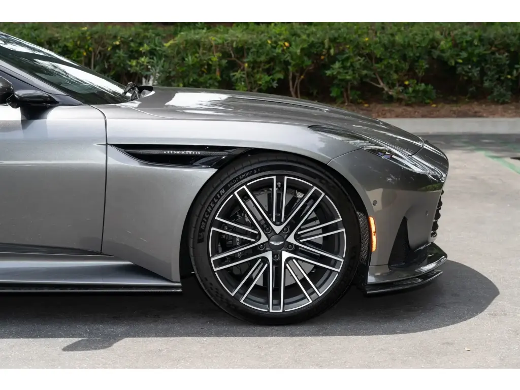 2024 DB12 V8 Coupe thumbnail vehicle image 3
