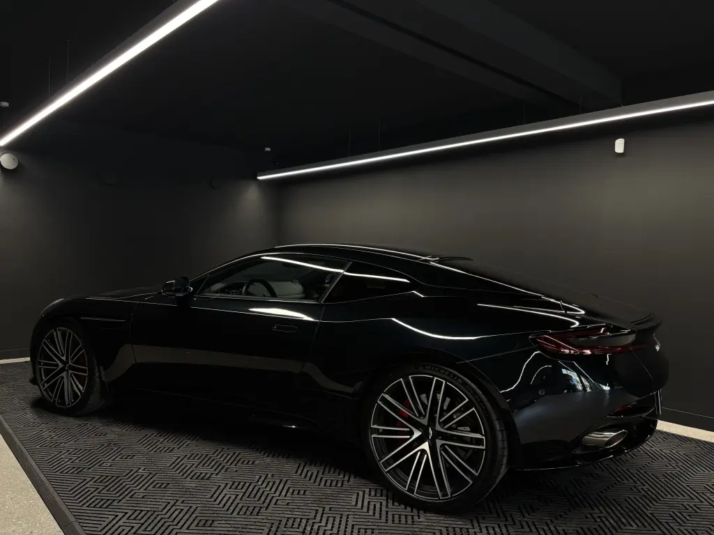 2024 DB12 V8 Coupe thumbnail vehicle image 1