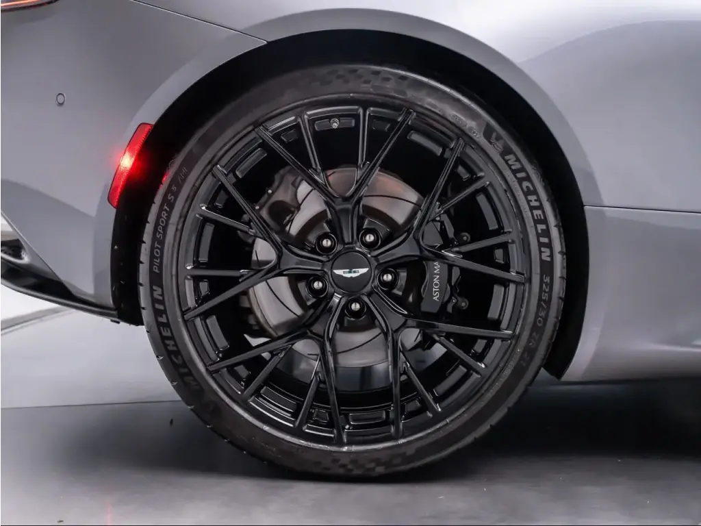 2024 DB12 V8 Coupe thumbnail vehicle image 3