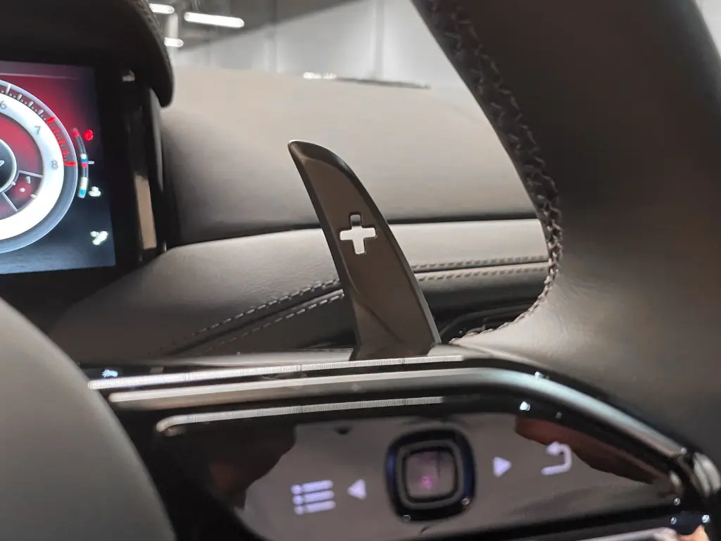 Aston Martin DB12 V8 Coupe 4.0 - 2023 - Joinsteer - #41