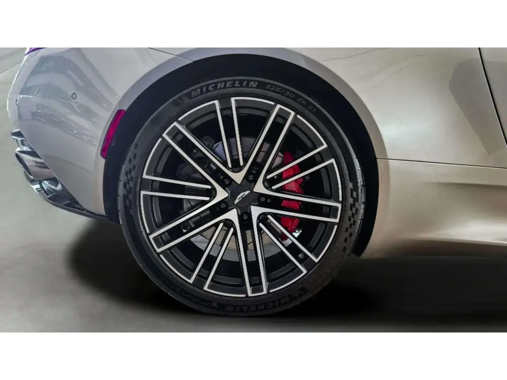 2024 DB12 V8 Coupe thumbnail vehicle image 3