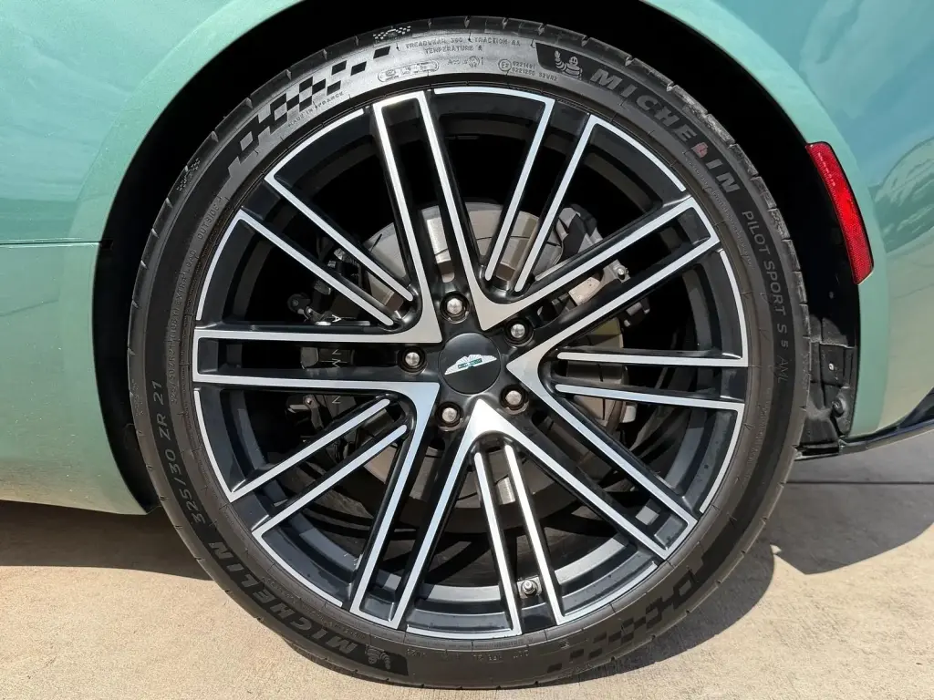 2024 DB12 V8 Coupe thumbnail vehicle image 3