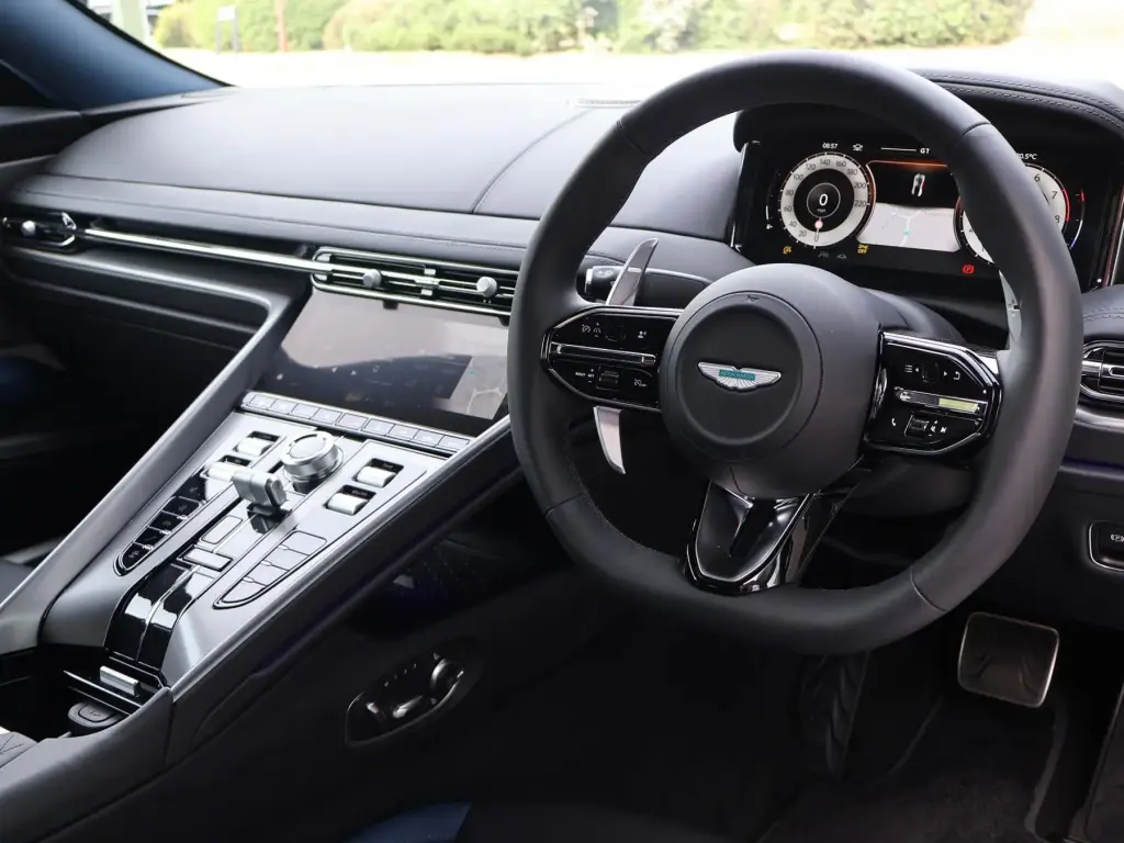 2025 DB12 V8 Coupe thumbnail vehicle image 2