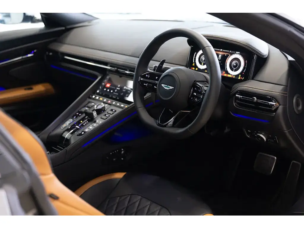 2025 DB12 V8 Coupe thumbnail vehicle image 2