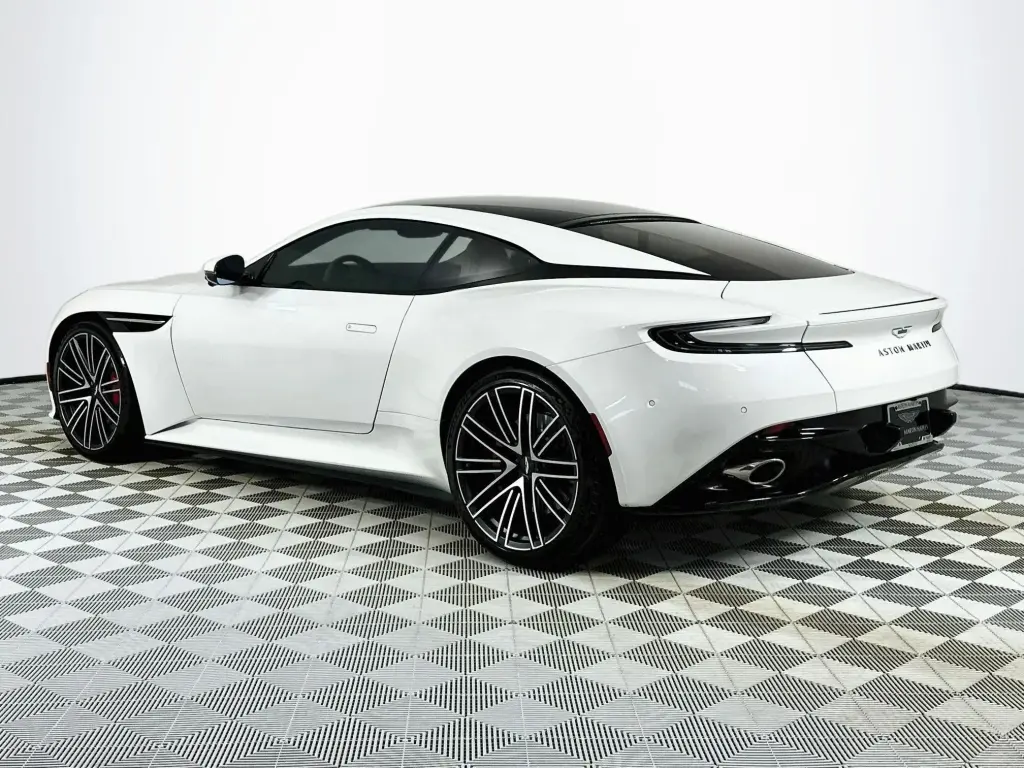 2025 DB12 V8 Coupe thumbnail vehicle image 1