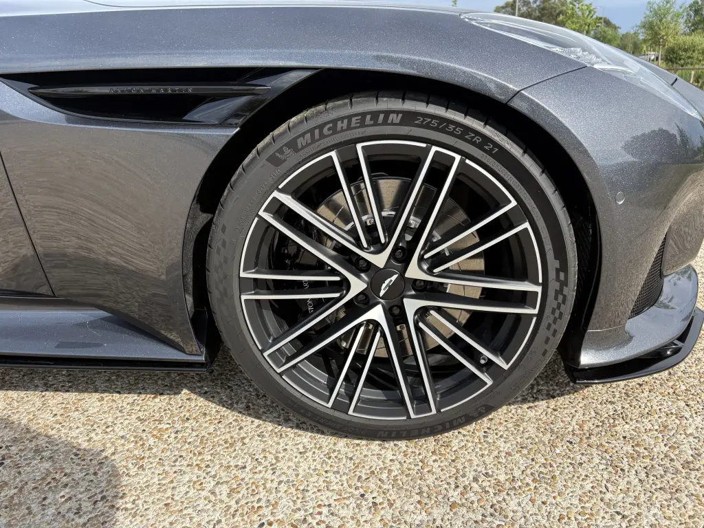 2025 DB12 V8 Coupe thumbnail vehicle image 3