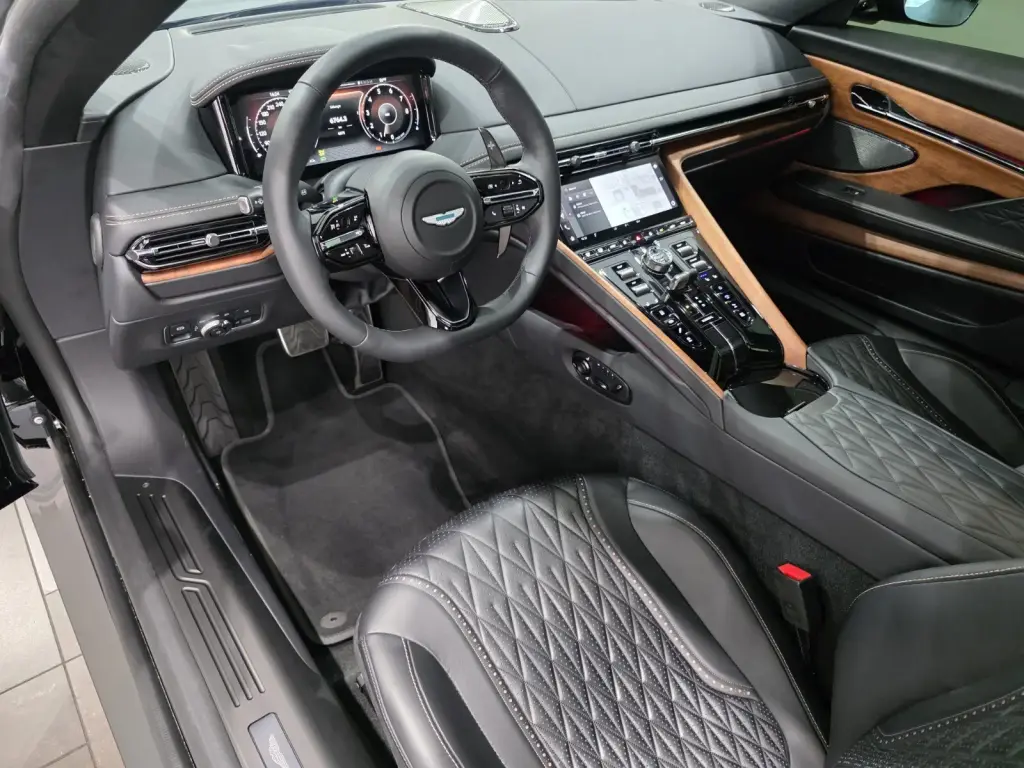 2025 DB12 V8 Coupe thumbnail vehicle image 2