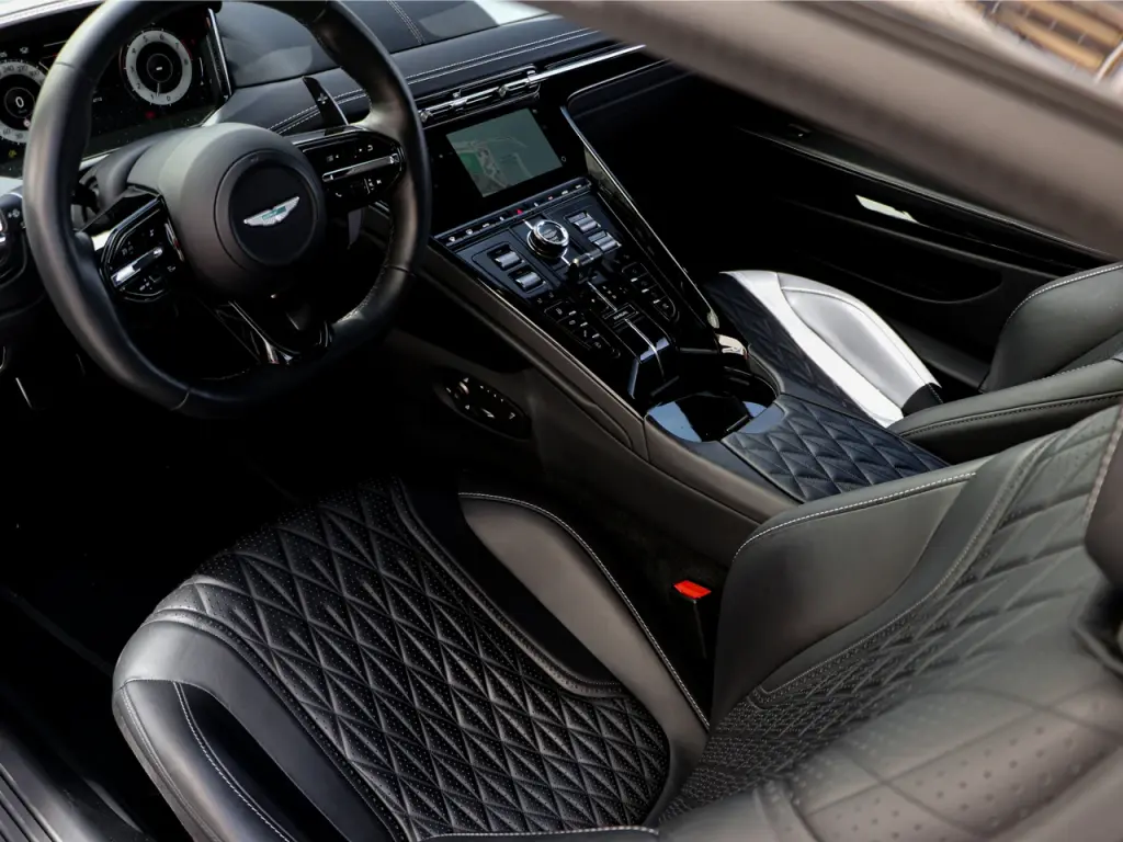 2025 DB12 V8 Coupe thumbnail vehicle image 2