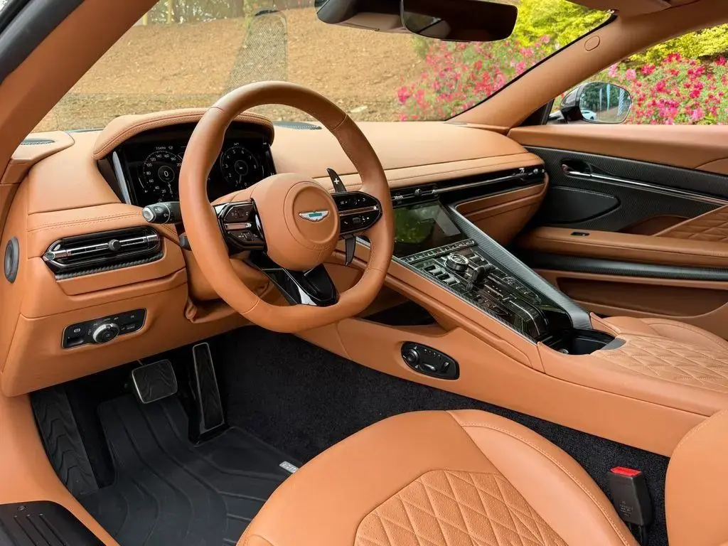 2025 DB12 V8 Coupe thumbnail vehicle image 2