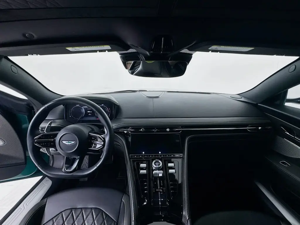 2025 DB12 V8 Coupe thumbnail vehicle image 2