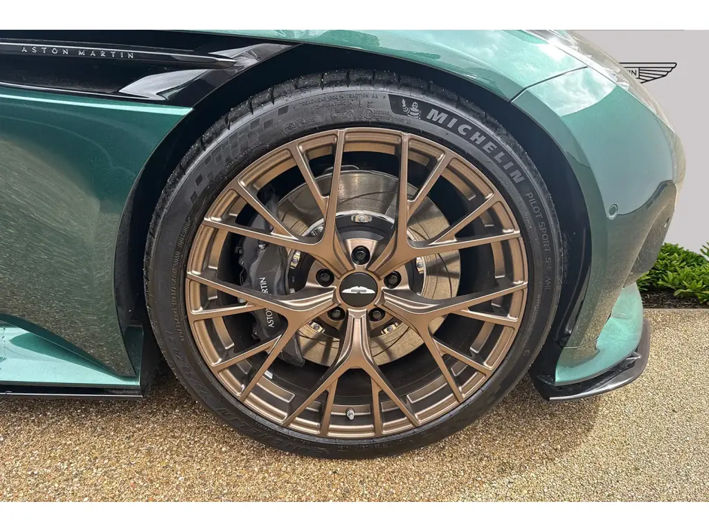 2026 DB12 V8 Coupe thumbnail vehicle image 3