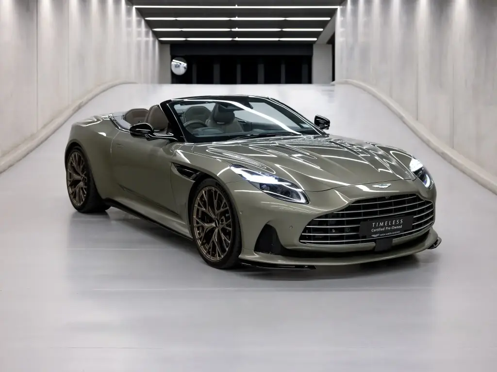 2024 DB12 V8 Volante main vehicle image