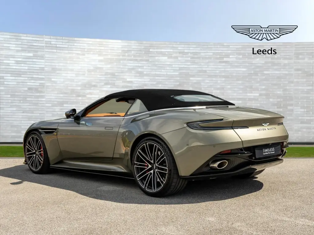 2024 DB12 V8 Volante thumbnail vehicle image 1