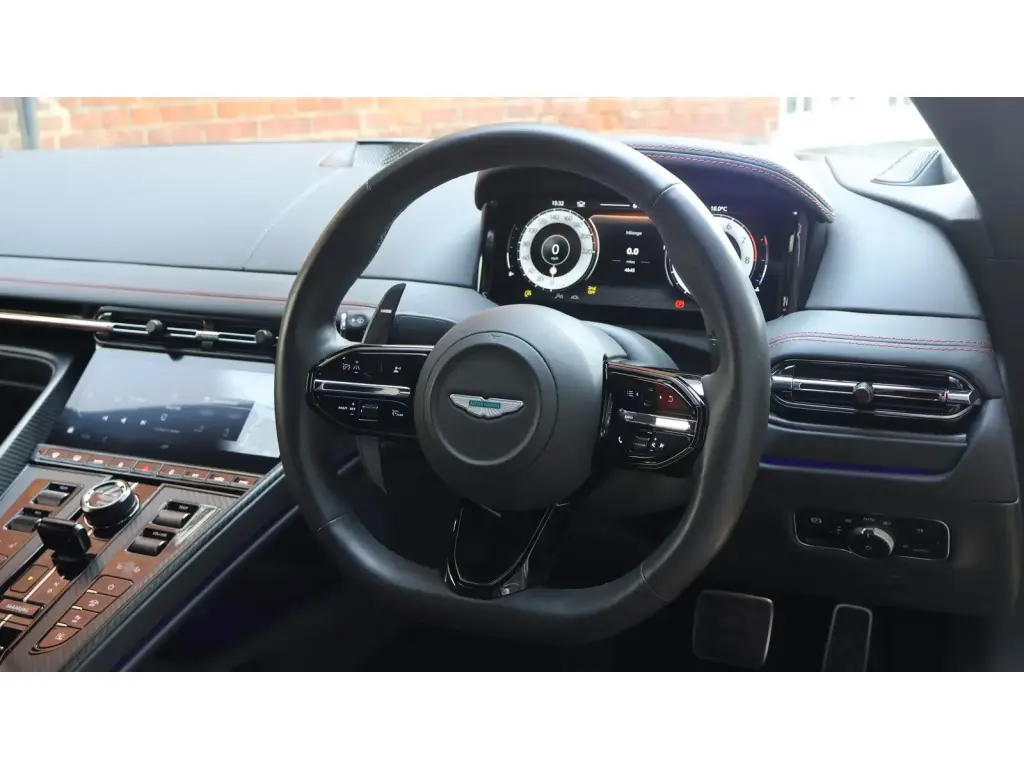 2024 DB12 V8 Volante thumbnail vehicle image 2