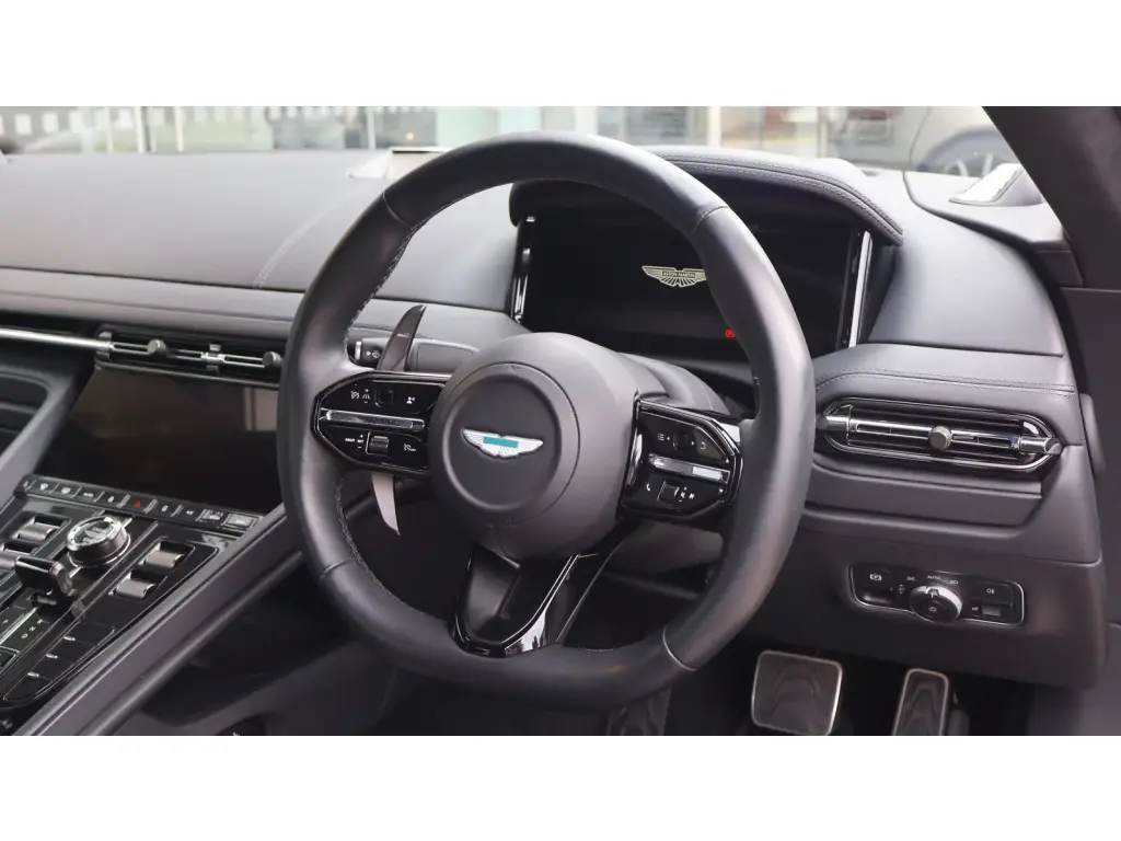 2024 DB12 V8 Volante thumbnail vehicle image 2