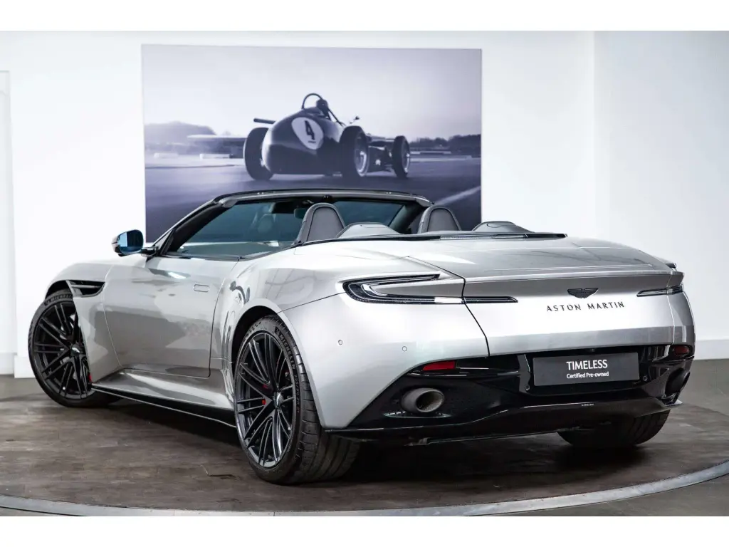 2024 DB12 V8 Volante thumbnail vehicle image 1