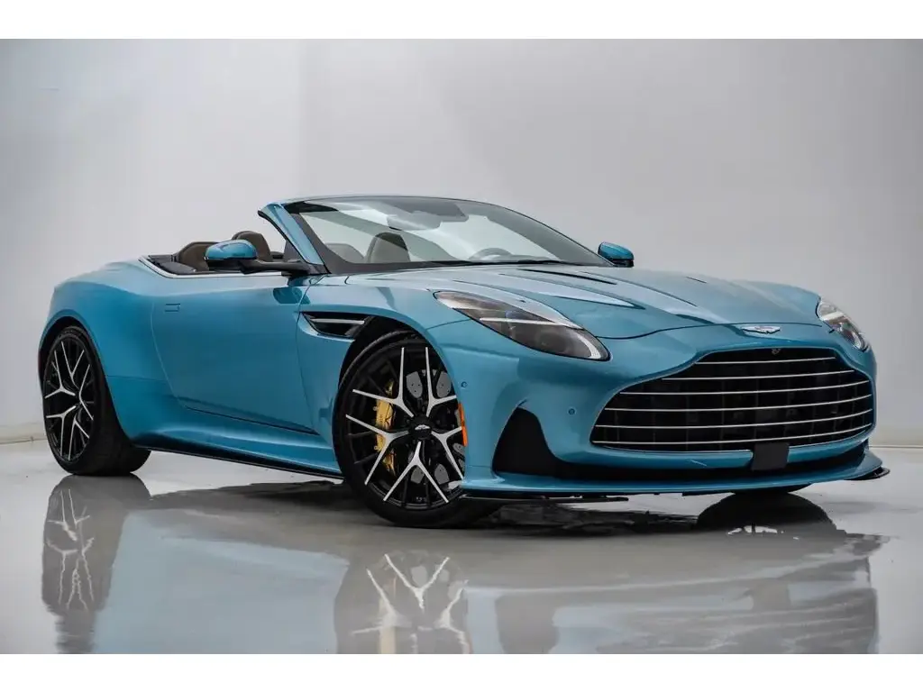2024 DB12 V8 Volante main vehicle image