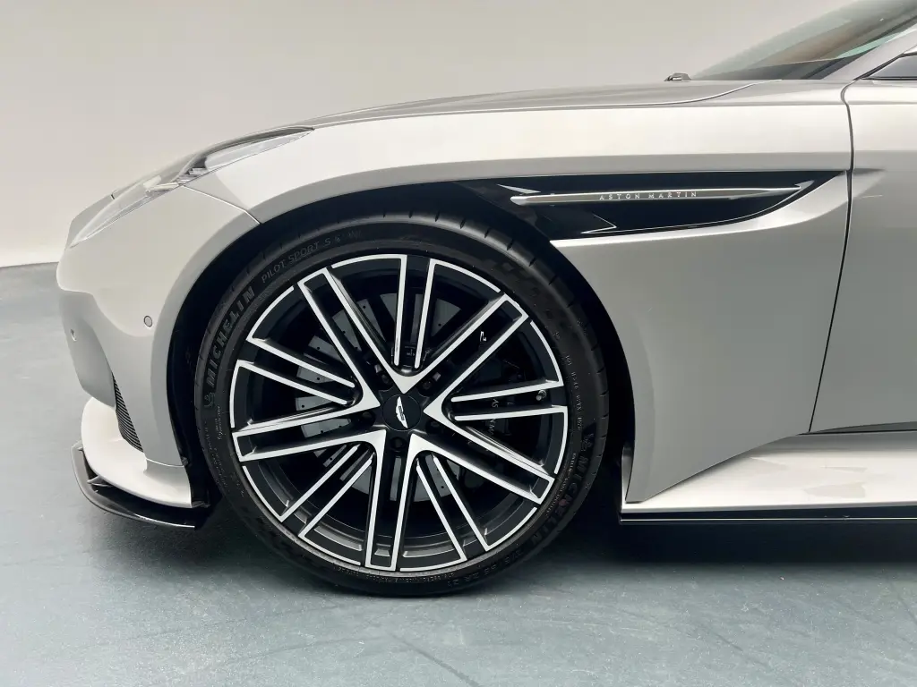 Aston Martin DB12 V8 Volante 4.0 -  - Joinsteer - #3